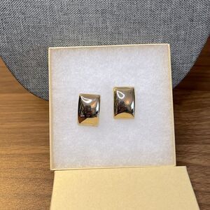 Vintage Gold Tone Arched Rectangular Pierced Earrings